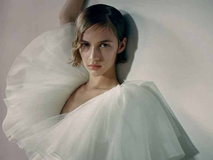 Vogue magazine wedding dresses