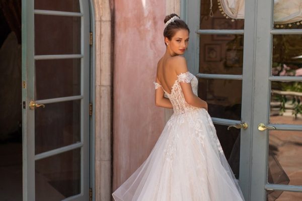 Love is blind wedding dresses