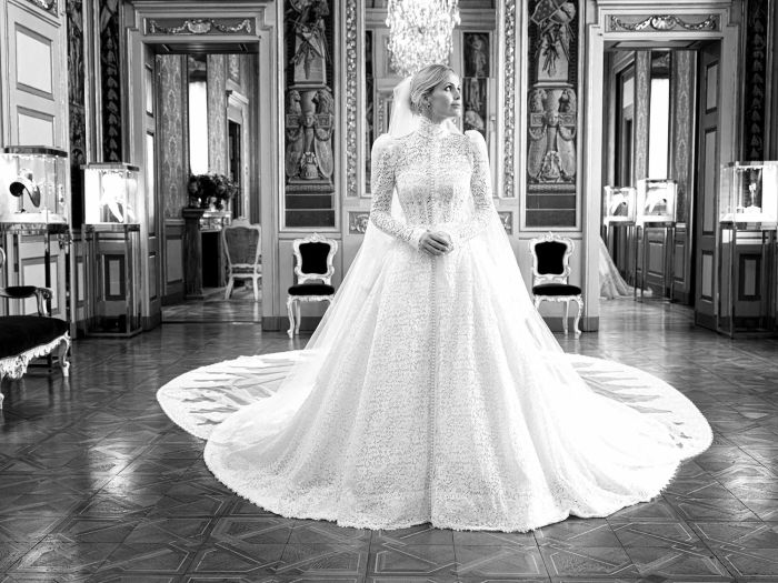 Dolce e gabbana wedding dress