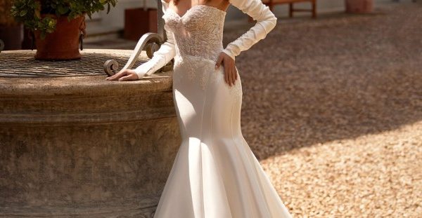 Curve wedding guest dresses