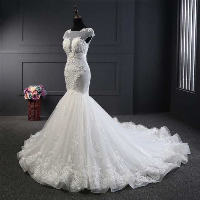 Fitted mermaid wedding dress