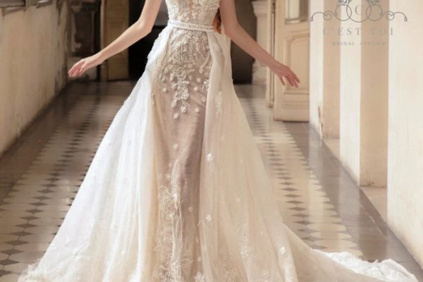 Detachable overskirt wedding dress