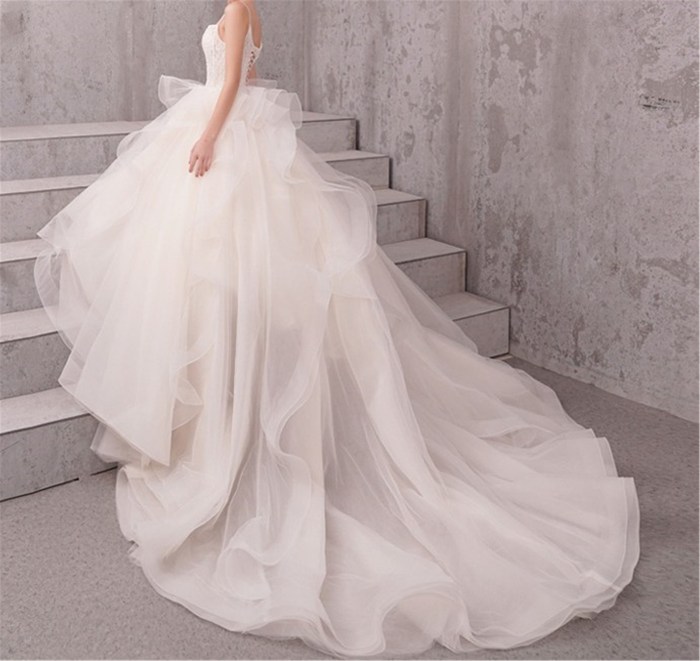 Tiered tulle wedding dress