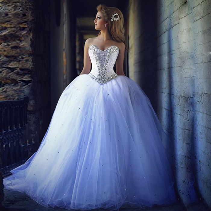 Short poofy wedding dress